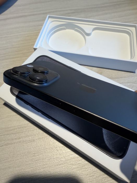 Iphone 15 pro 256gb black titanium