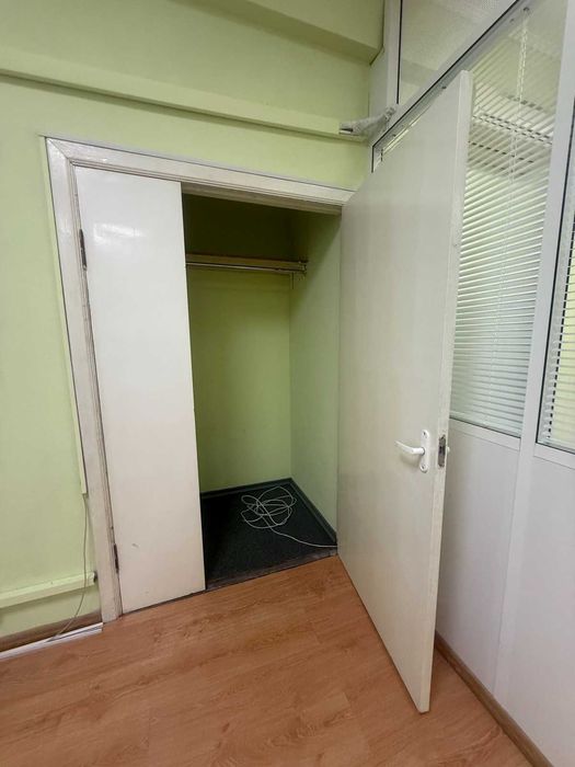 Здам офіс 35м2 в БЦ, вул. Сверстюка, метро Лівобережна 5 хвилин