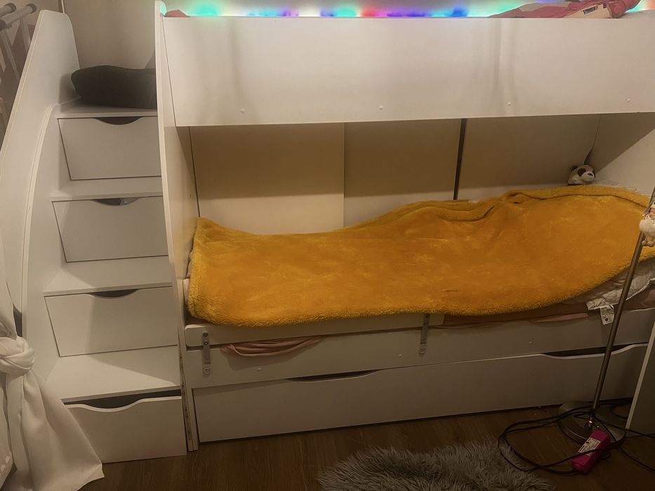 Lozko pietrowe z szafkami i szufladami