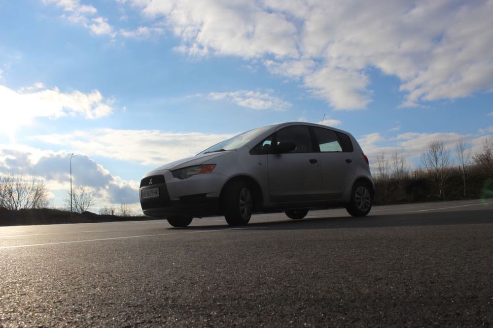 Продам Mitsubishi colt