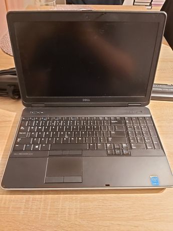Laptop Dell Precision M2800, 16GB RAM SSD 320gb 4k Led