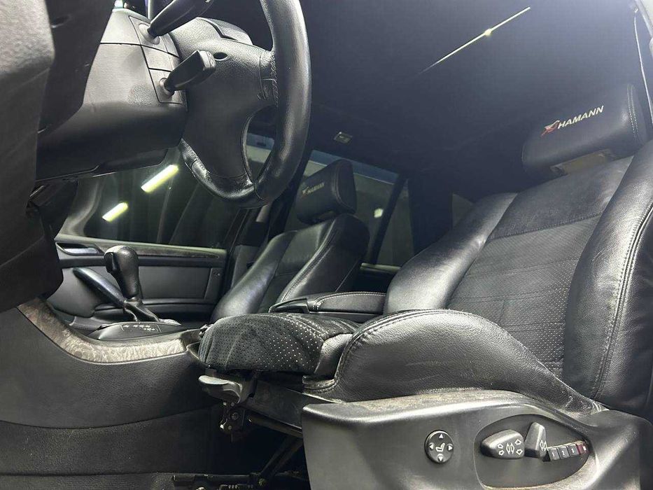 BMW    X5   2004