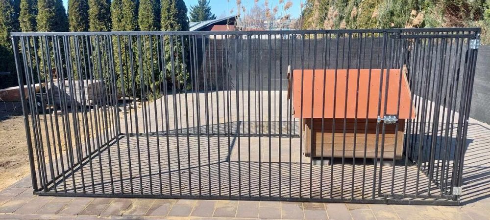 Klatki i Kojce dla Psów Panelowe 3D Stalowe Spawane Producent BOSTAL