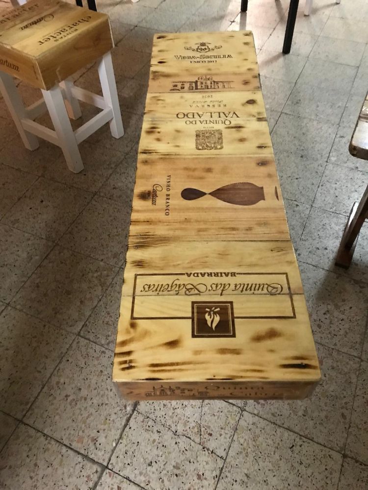 Banco de madeira