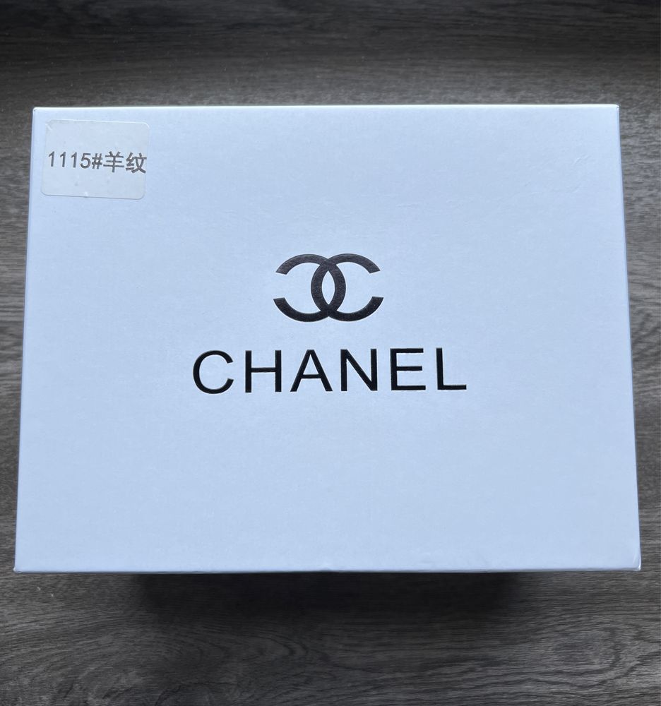 Продам сумочку chanel