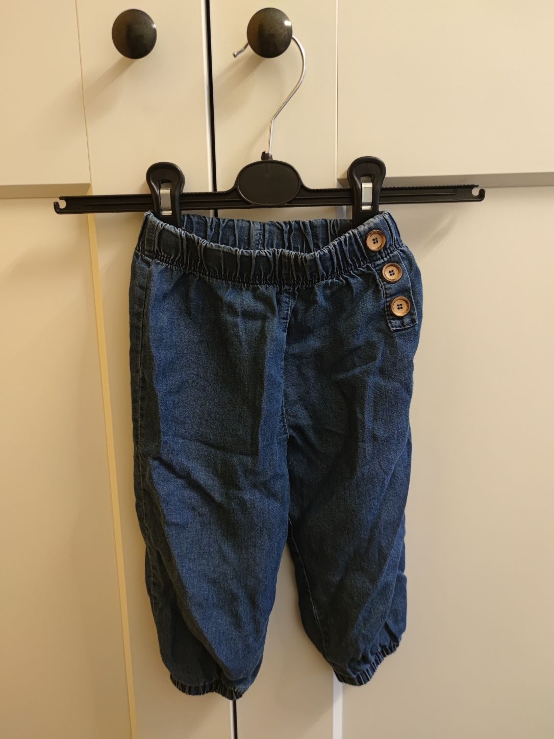 Spodenki z delikatnego jeansu / jeansowe haremki Pinokio r. 80