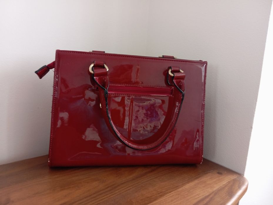 Акція!Лаковані сумки в ідеальному стані