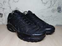 - Nike Air Max Plus Triple Black - 604133-050