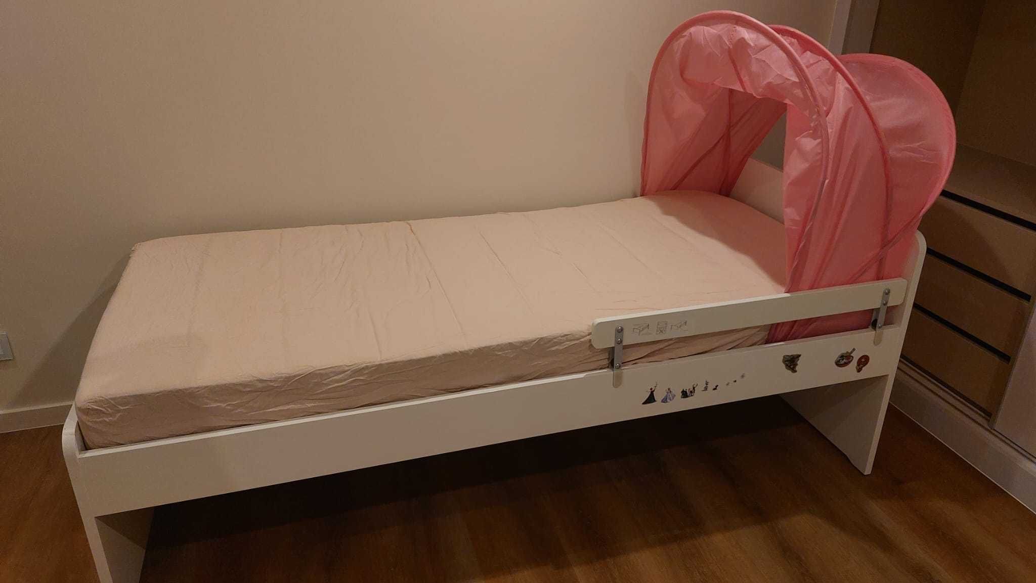 Cama de criança branca IKEA
