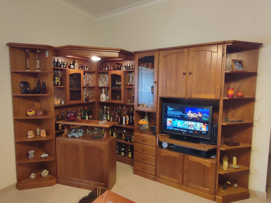 Móvel Sala com bar em cerejeira