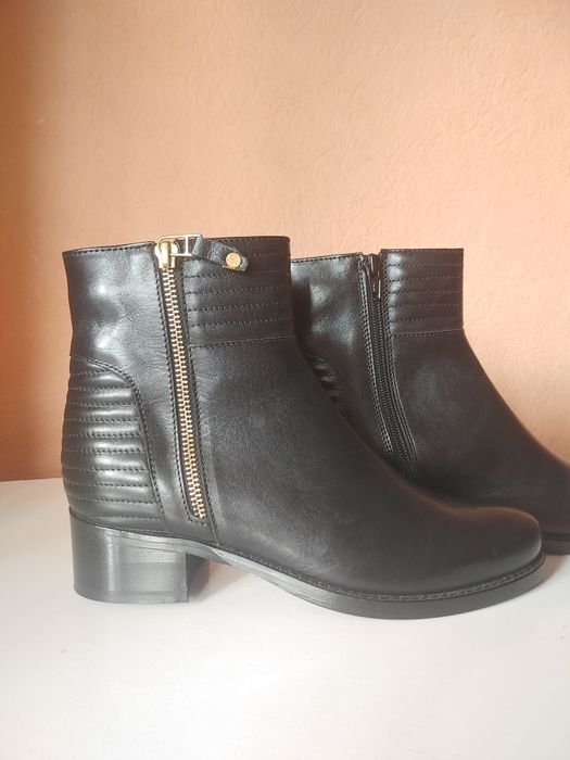 Черевики шкіра 38 ,39