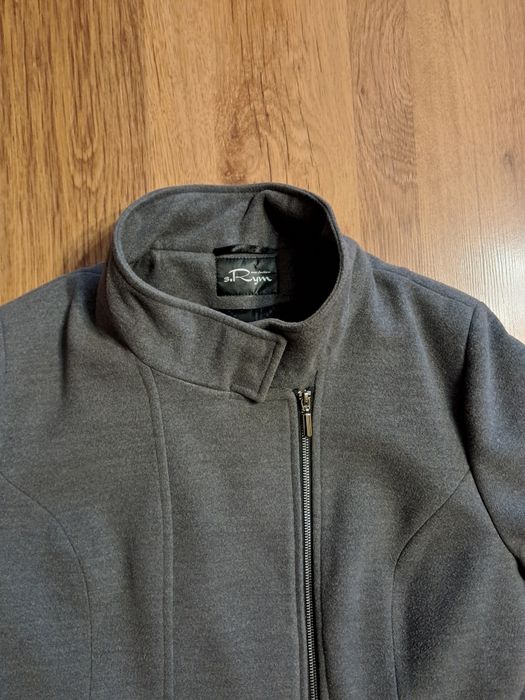 Płaszcz damski zimowy klasyczny