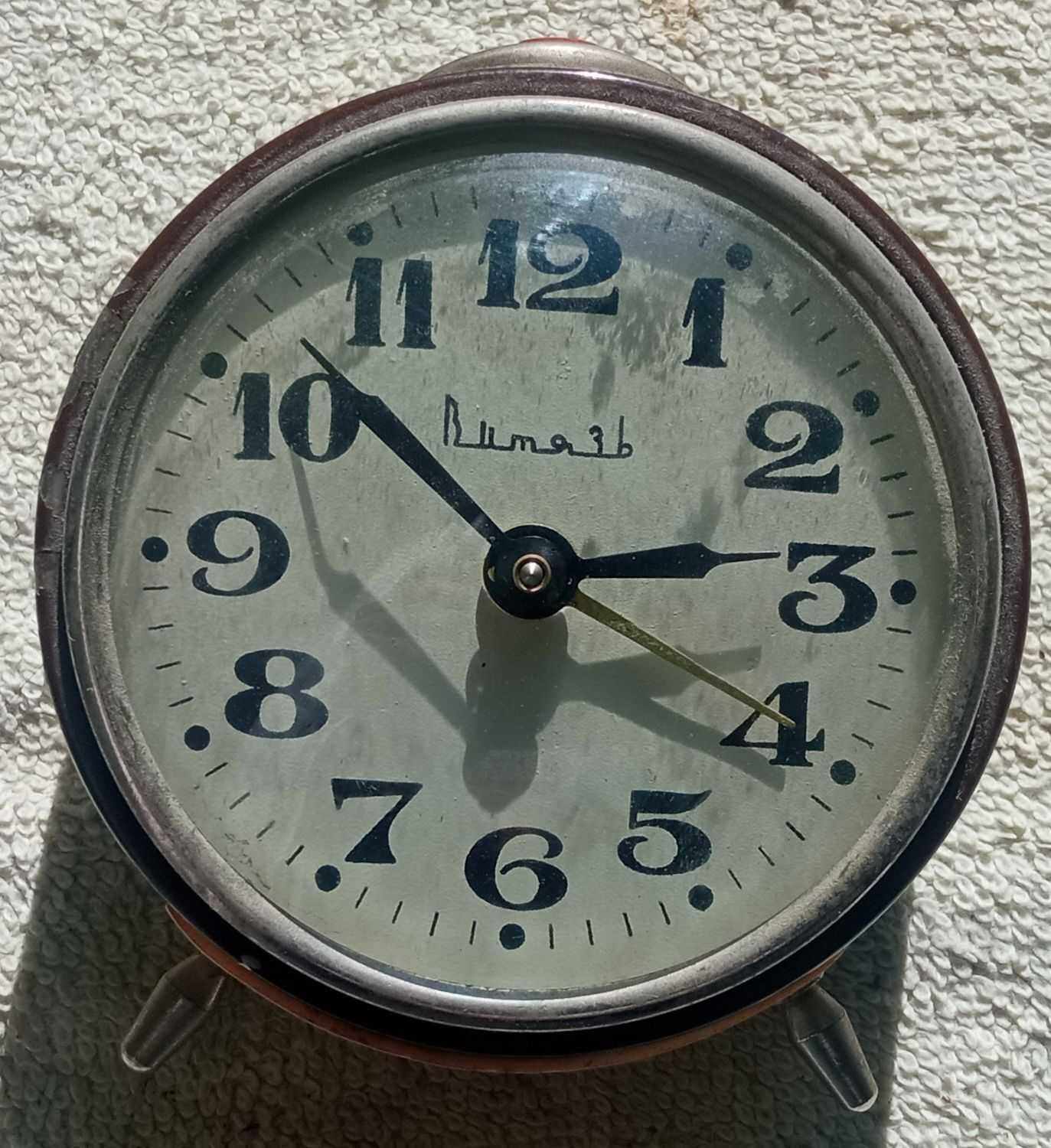 stary zegarek/budzik