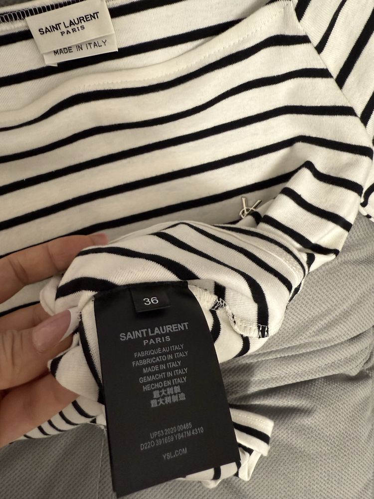 Футболка YSL с открыти плечами майка