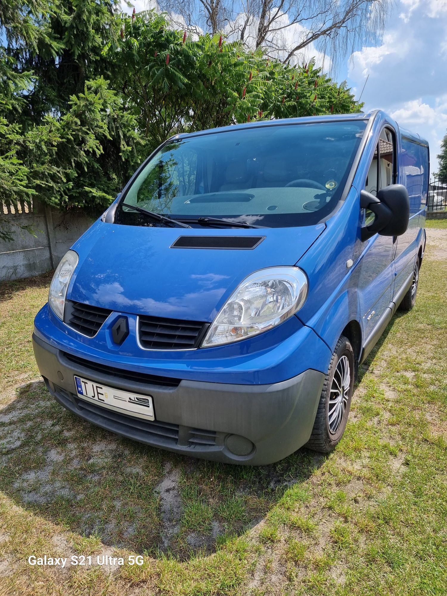 Renault Trafic 2.5dci 2010r od prywatnej osoby,doinwestowany.