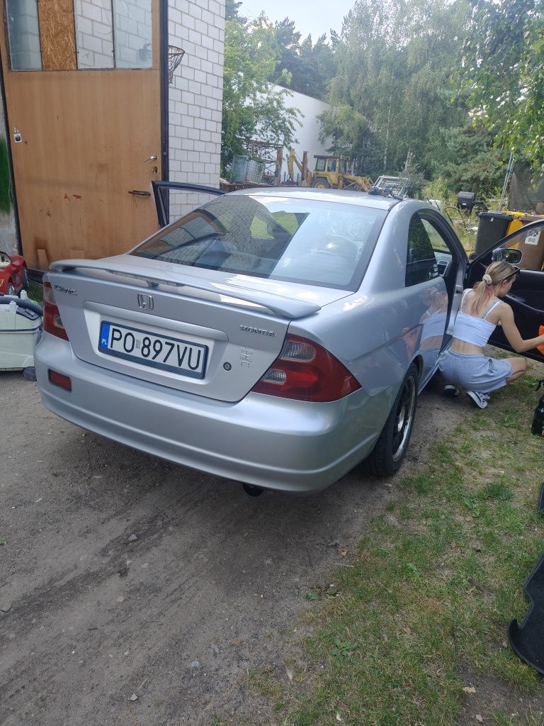 Honda Civic 7 coupe em2