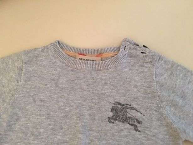 Camisola Burberry e calvin k