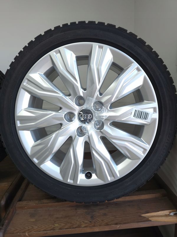 Nowe Koła Oryginalne Audi A4 S4/8w B9/18 Cali Bridgestone 2023 Rok