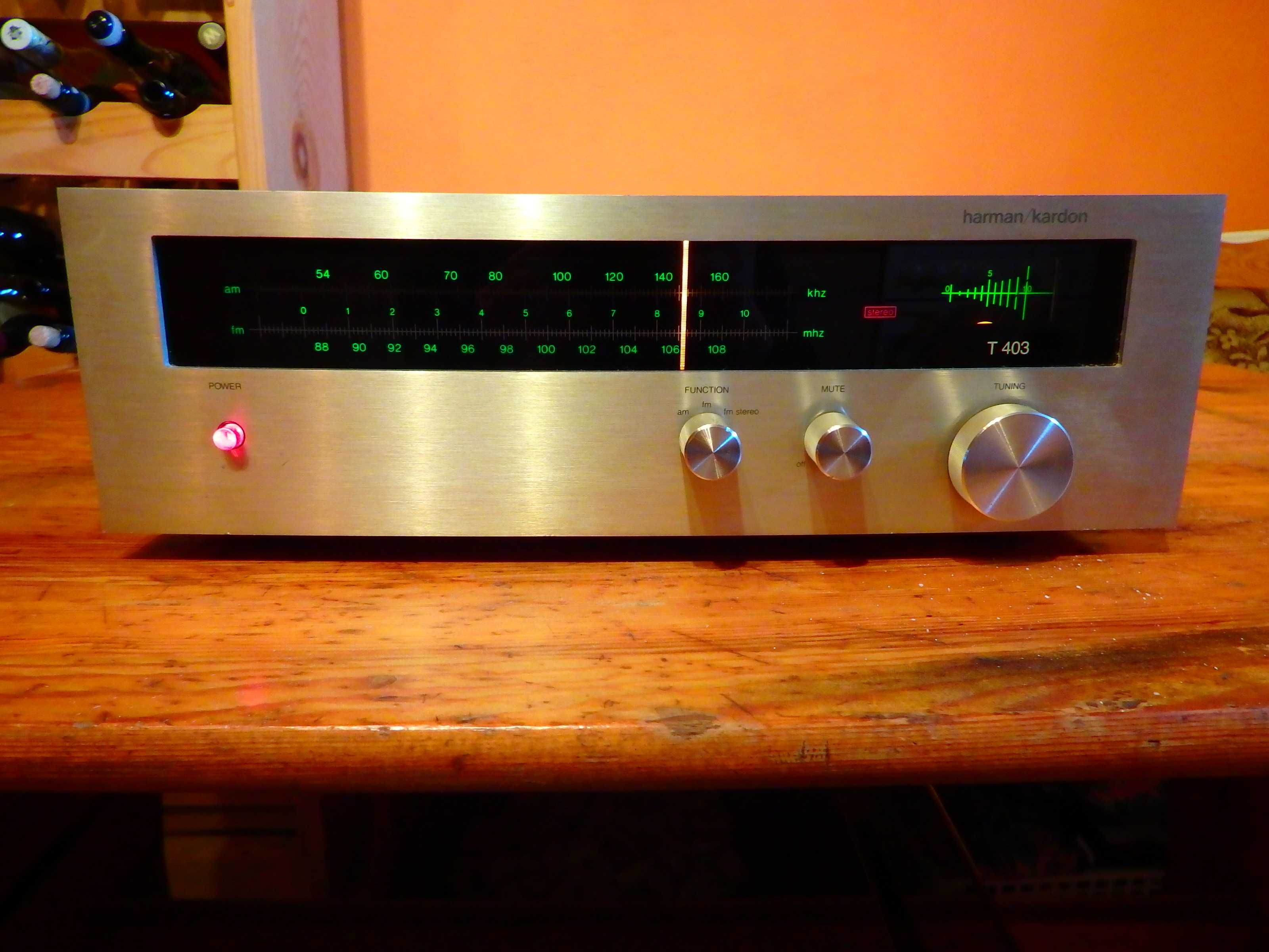 Tuner harman kardon T403