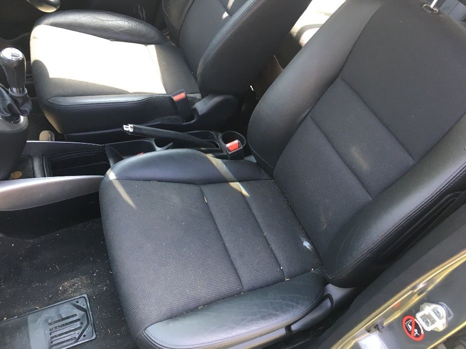 HONDA CIVIC VII kompletne wnętrze półskóra