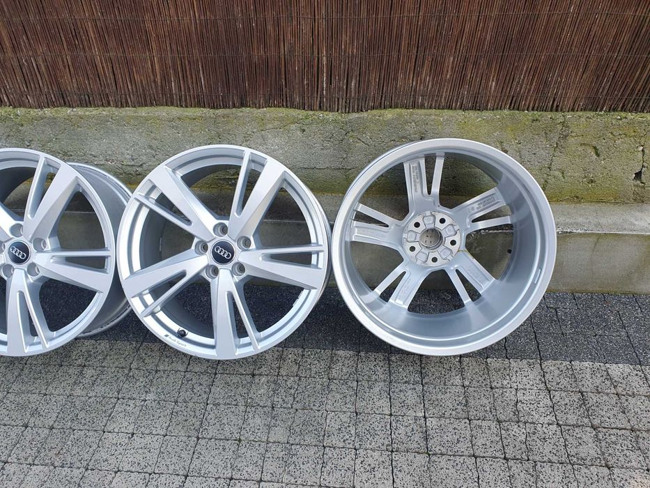 4x Oryginalne 19-stki Audi A3 S3, RS3  5x112