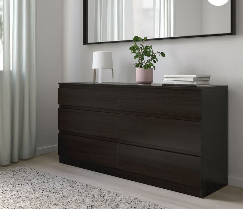 Cómoda Kullen preta 6 gavetas em bom estado