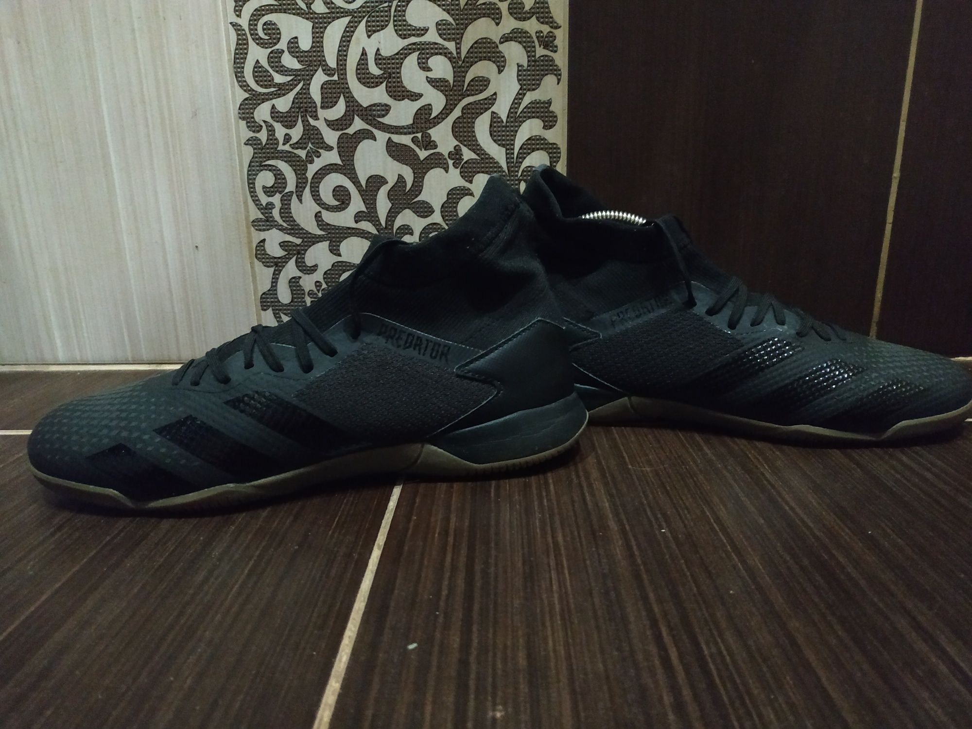 Мужские футзалки, сороконожки adidas predator 20.3 in