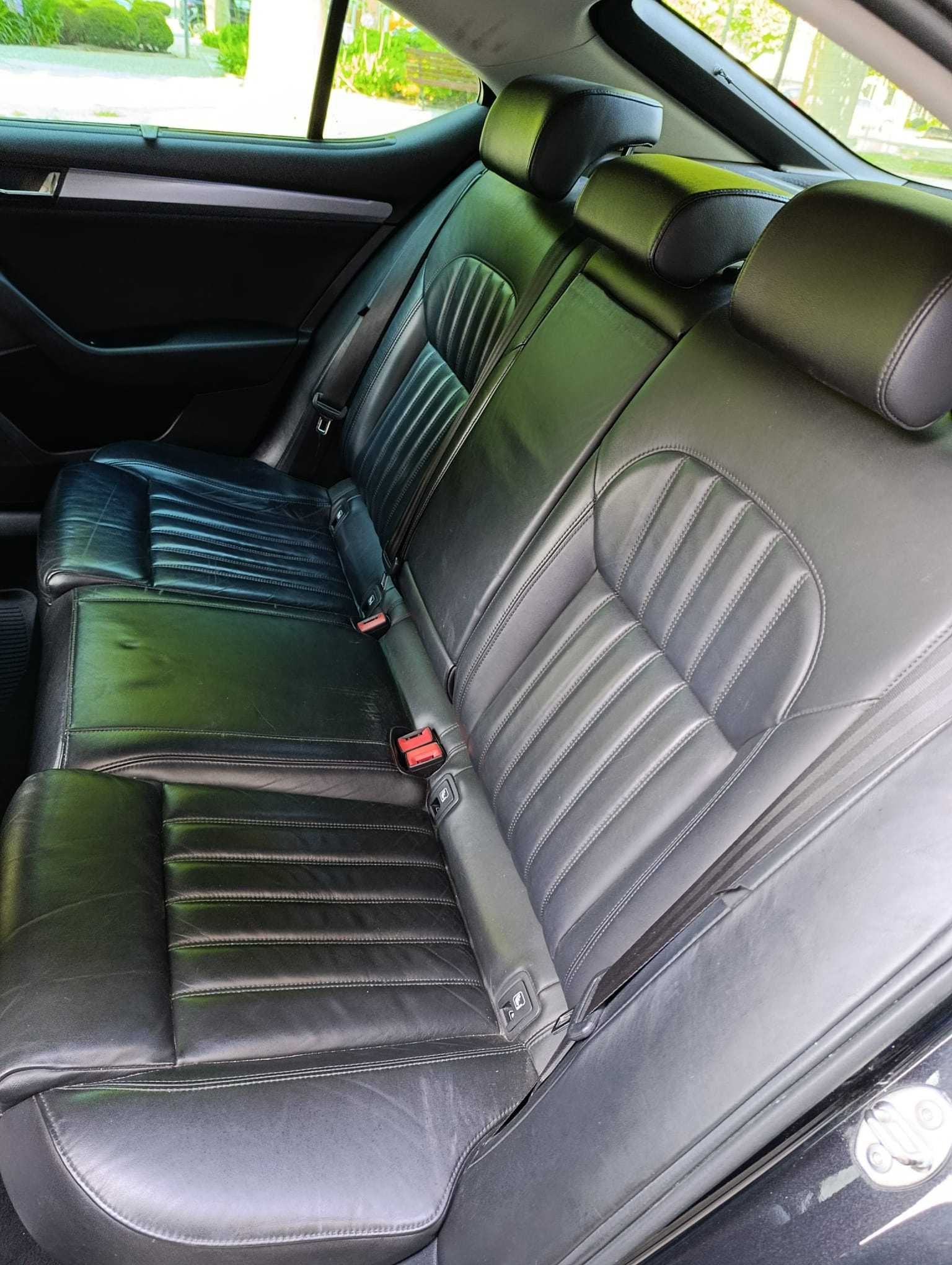 Skoda Superb  2.0 TDI