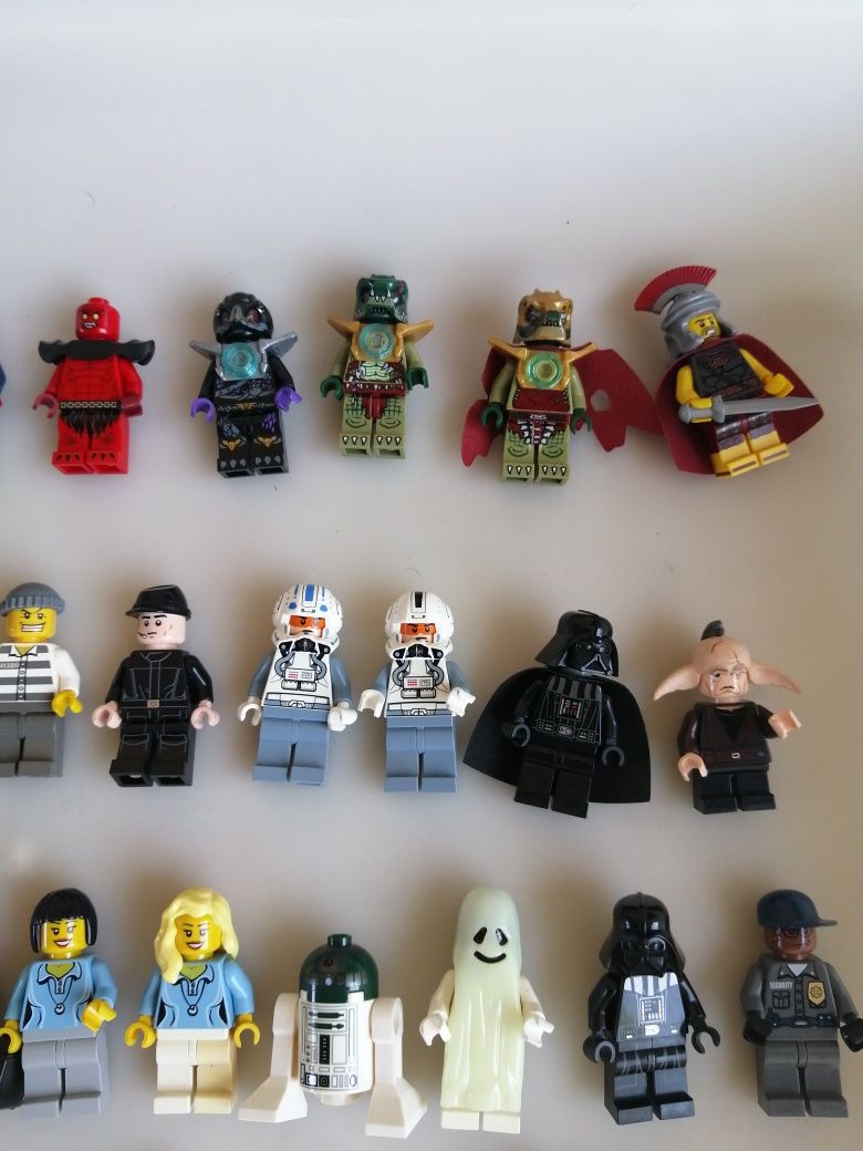 Lego minifiguras star wars e outras