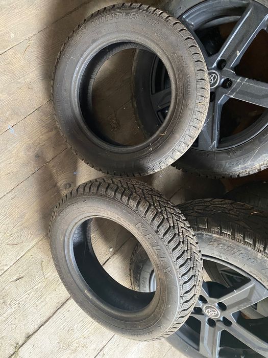 KELLY. Opony Zimowe. Rozmiar 165/70/R14
