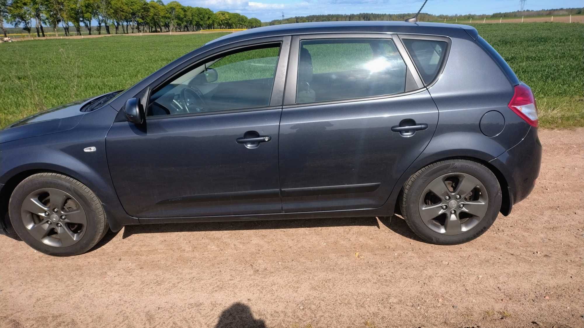Kia Ceed 1.6 CRDI zadbana 2012r