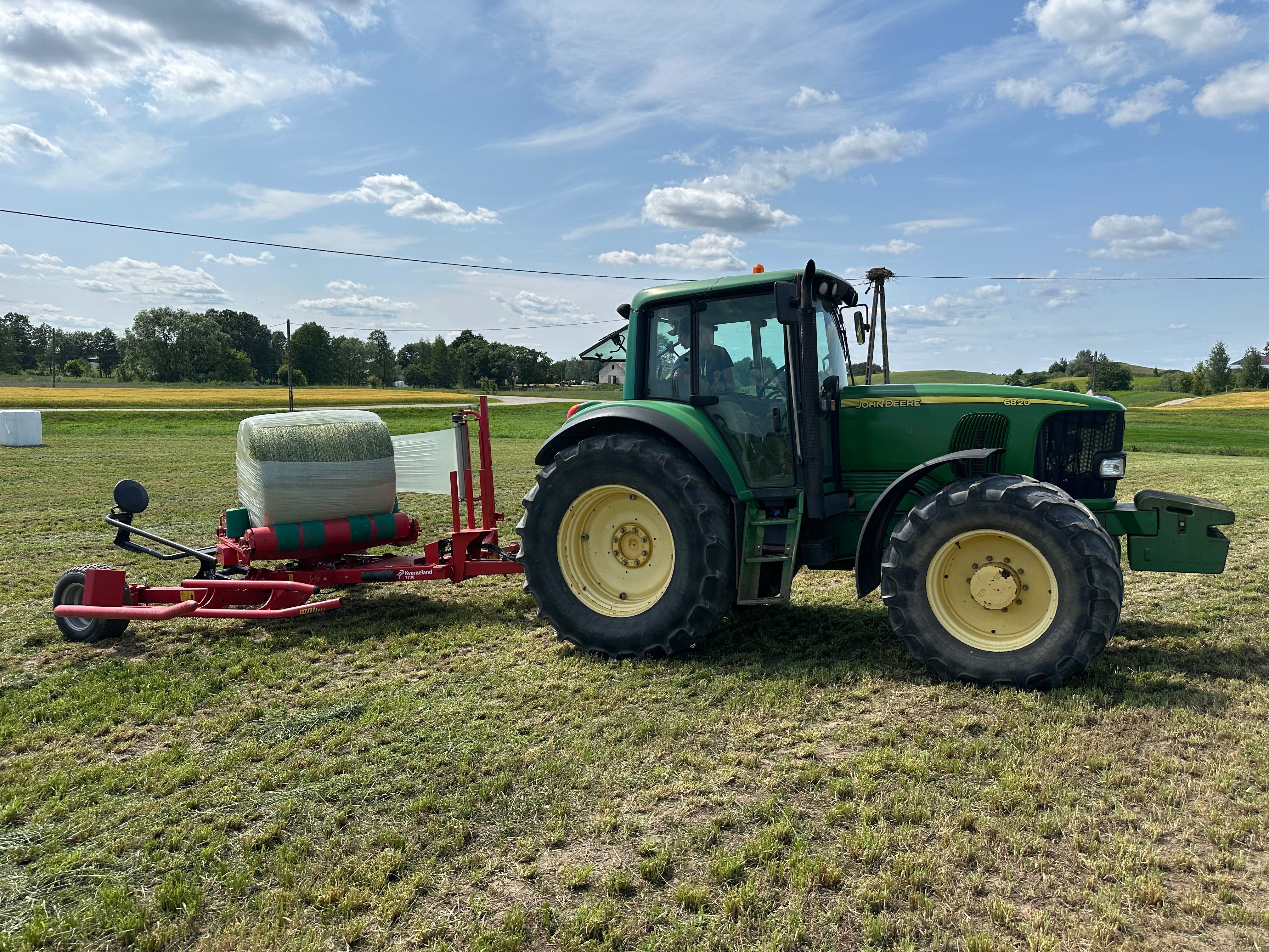 Ciagnik john deere 6820 stan bdb