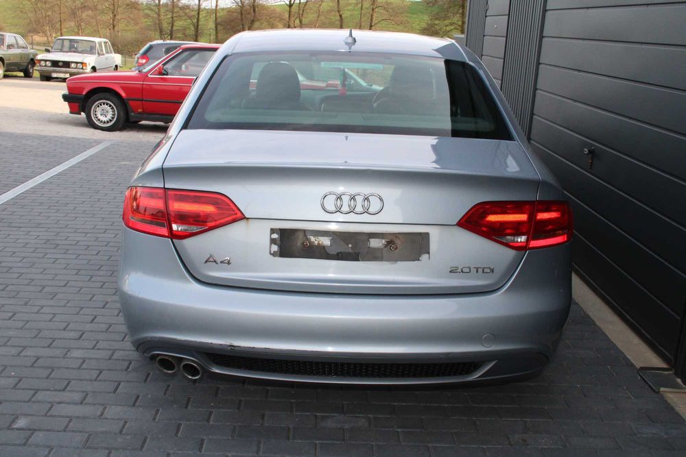 Audi A4 B8 * Sedan * 2009r. * 203.816mil * 2.0 TDI * 2x SLINE * ANGLIK