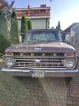 Ford F250 pickup