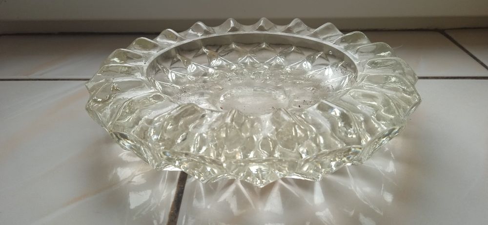 Kultowa PRLowska szklana popilnica