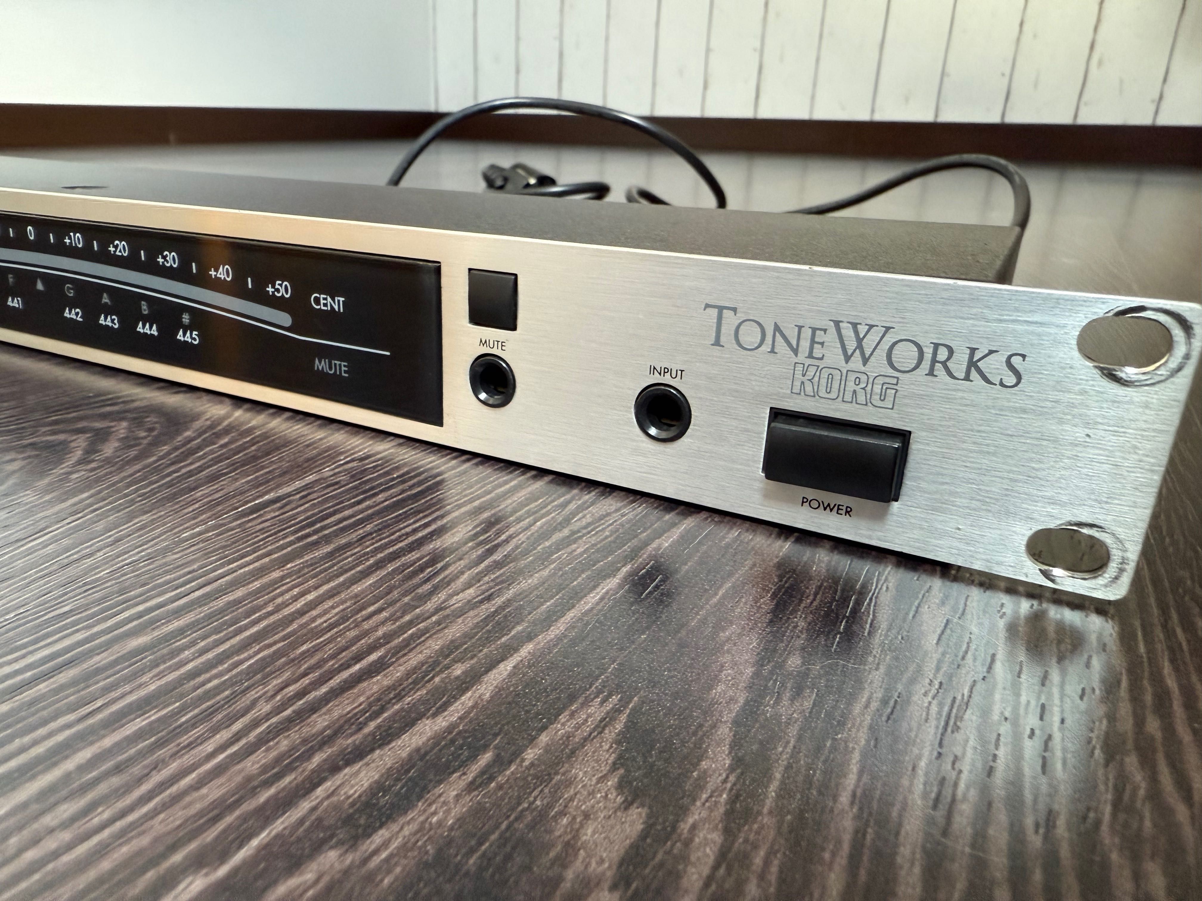 Afinador de rack Korg DTR-2 – excelente estado