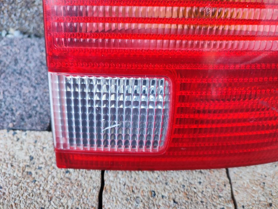 Lampa Tylna Prawa VW Passat B5 Sedan