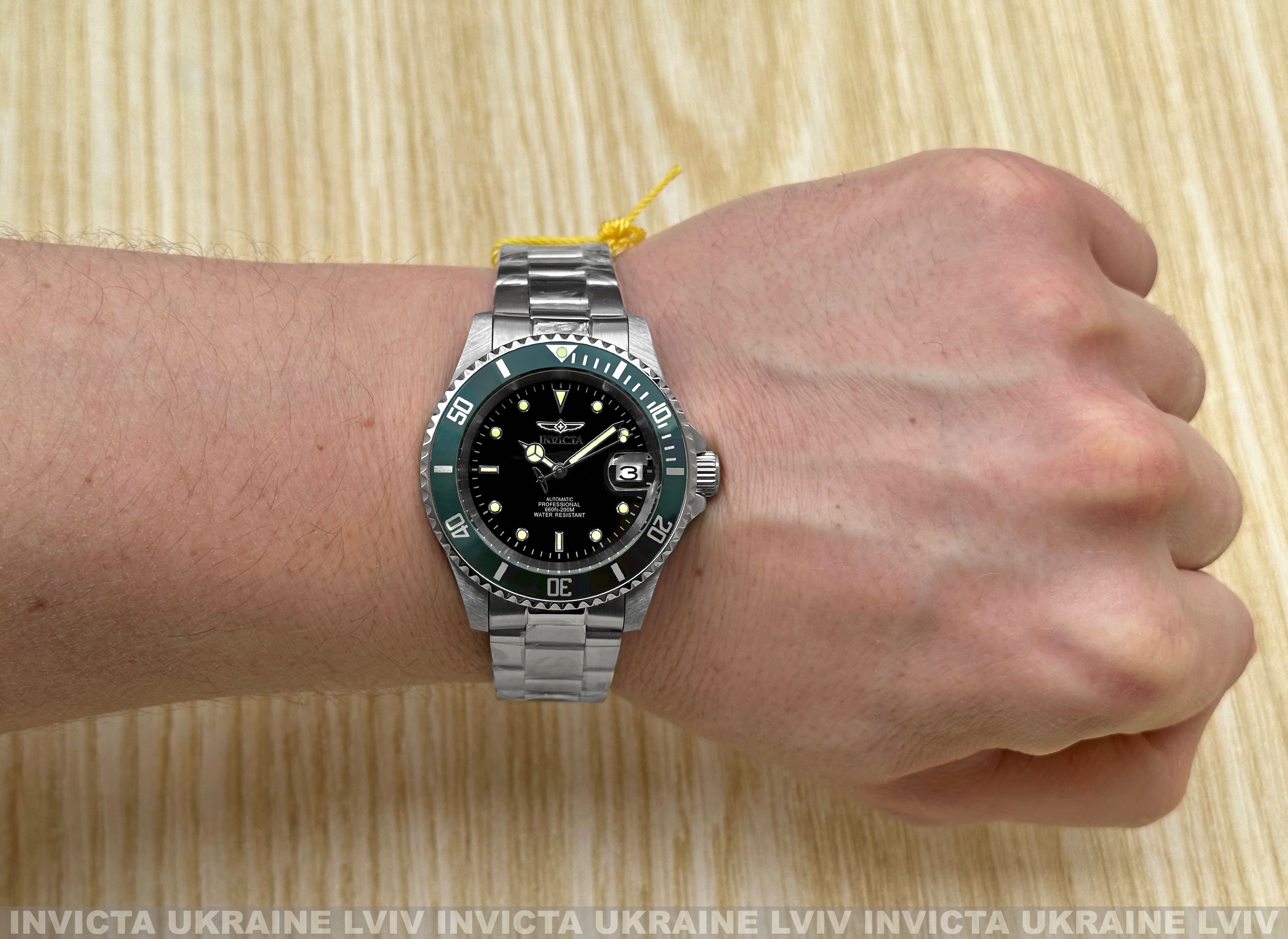 Мужские часы Invicta 35693 Pro Diver Automatic 40 мм. Green 200 MT