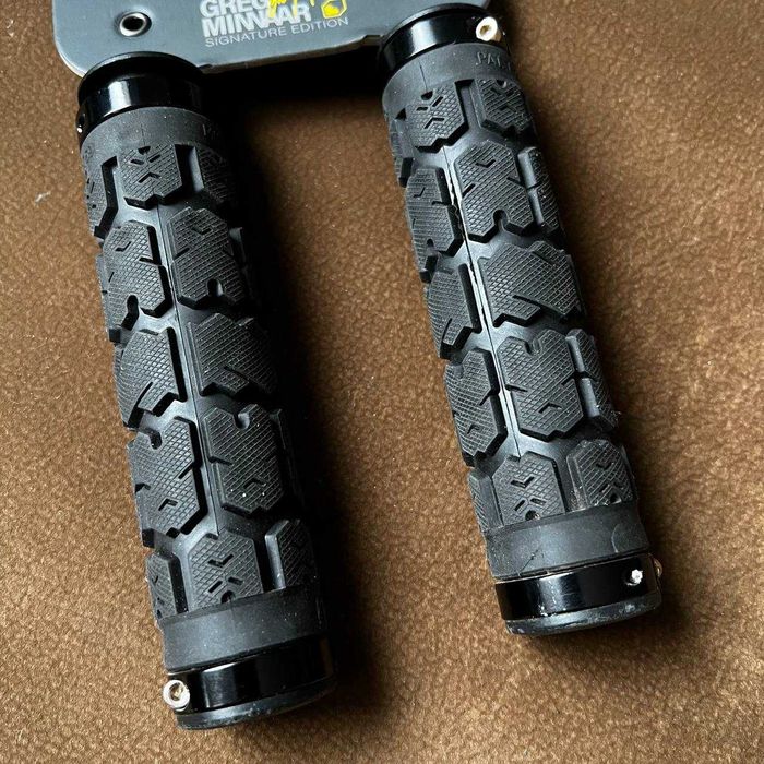 Грипсы велосипедные ODI Rogue MTB Lock-On 130mm