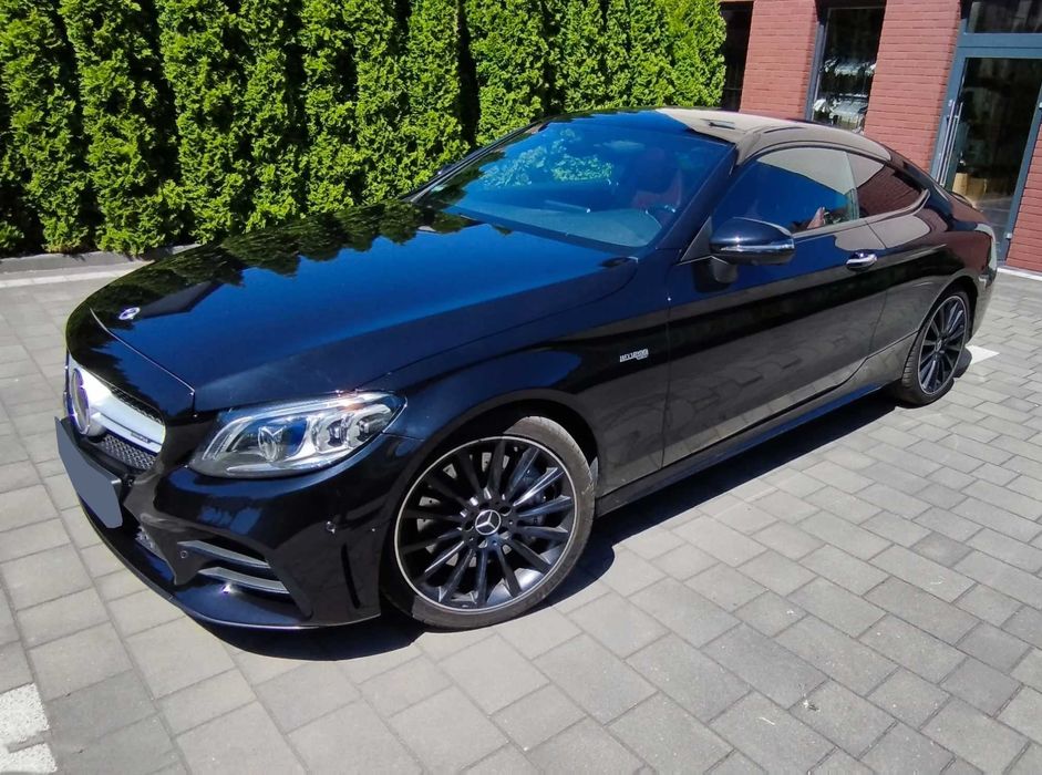 Mercedes-Benz C-Class      2018