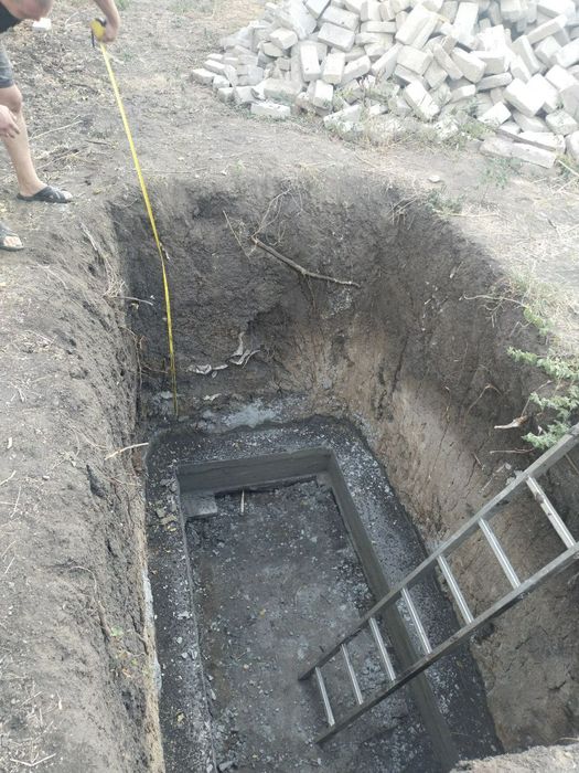 Сливная, выгребная яма, септик