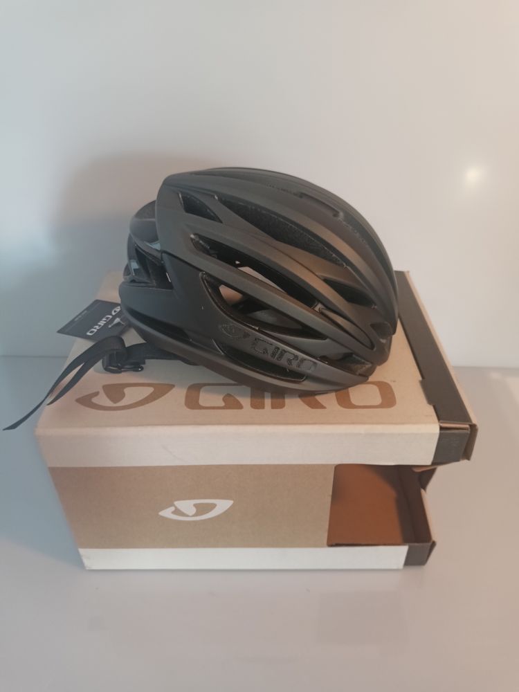 Kask kolarski Giro SYNTAX MIPS S