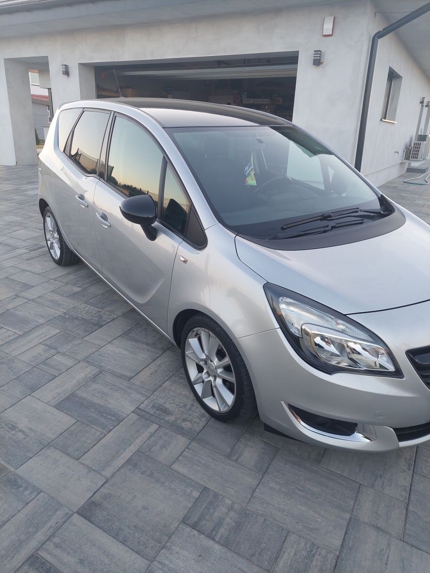 Sprzedam pięknego Opla Merive 94000tys km od Dziadka
