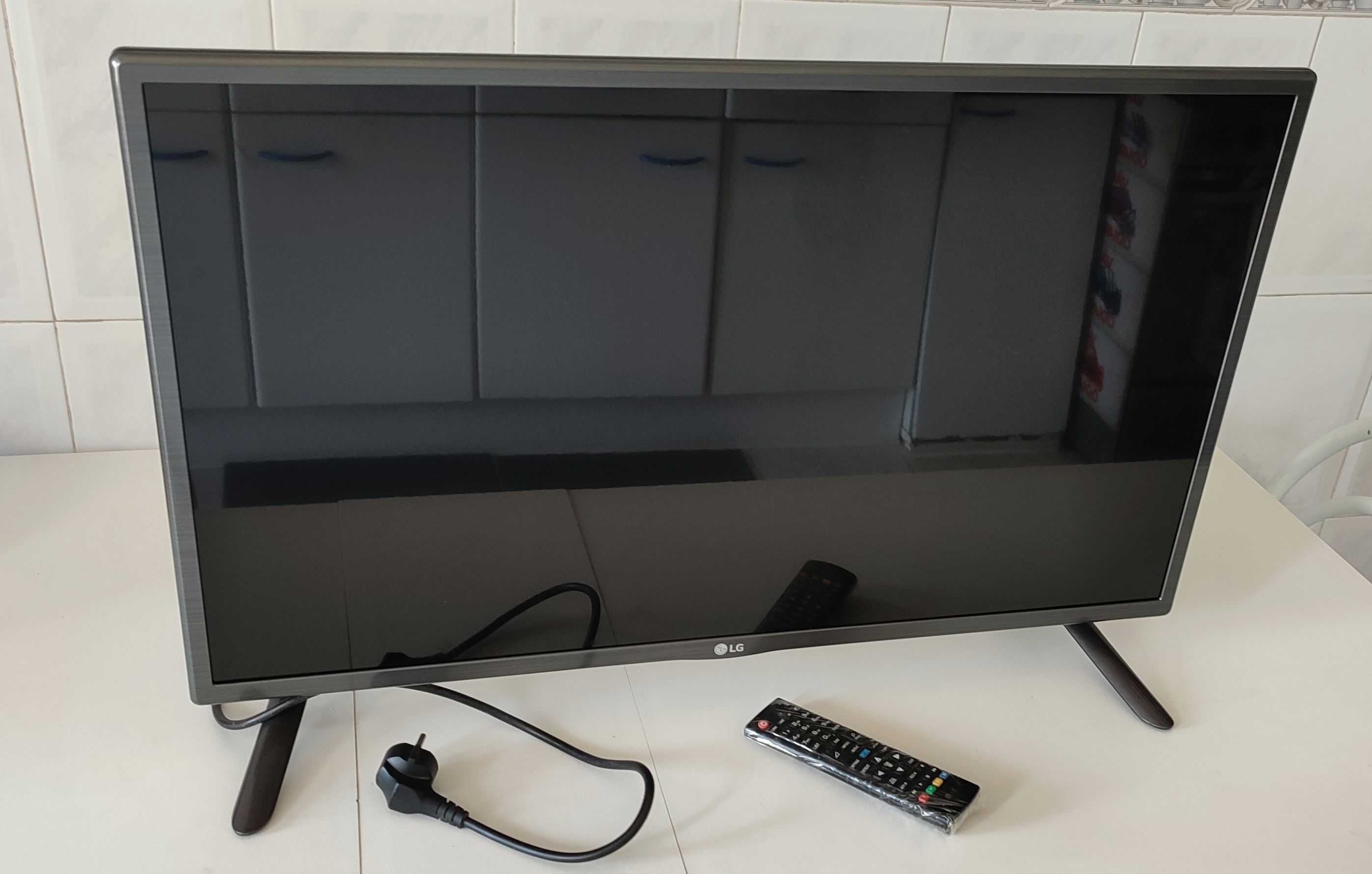 TV LG 32LF5800 com caixa e comando