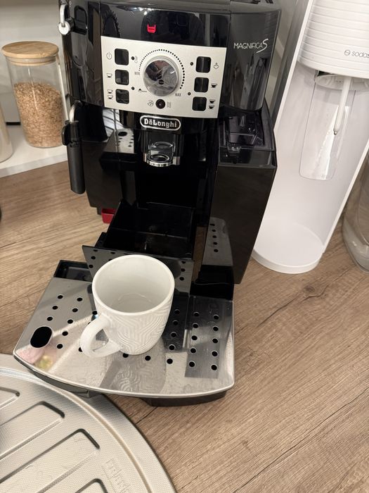 Ekspres do kawy DeLonghi