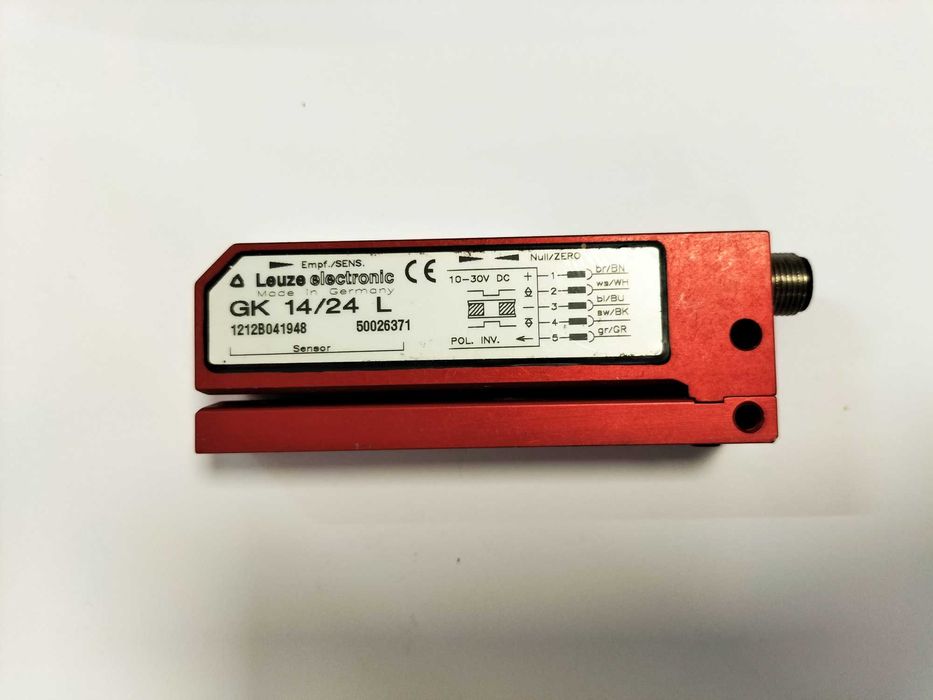 czujnik pojemnościowy widełkowy Leuze GK 14/24 L