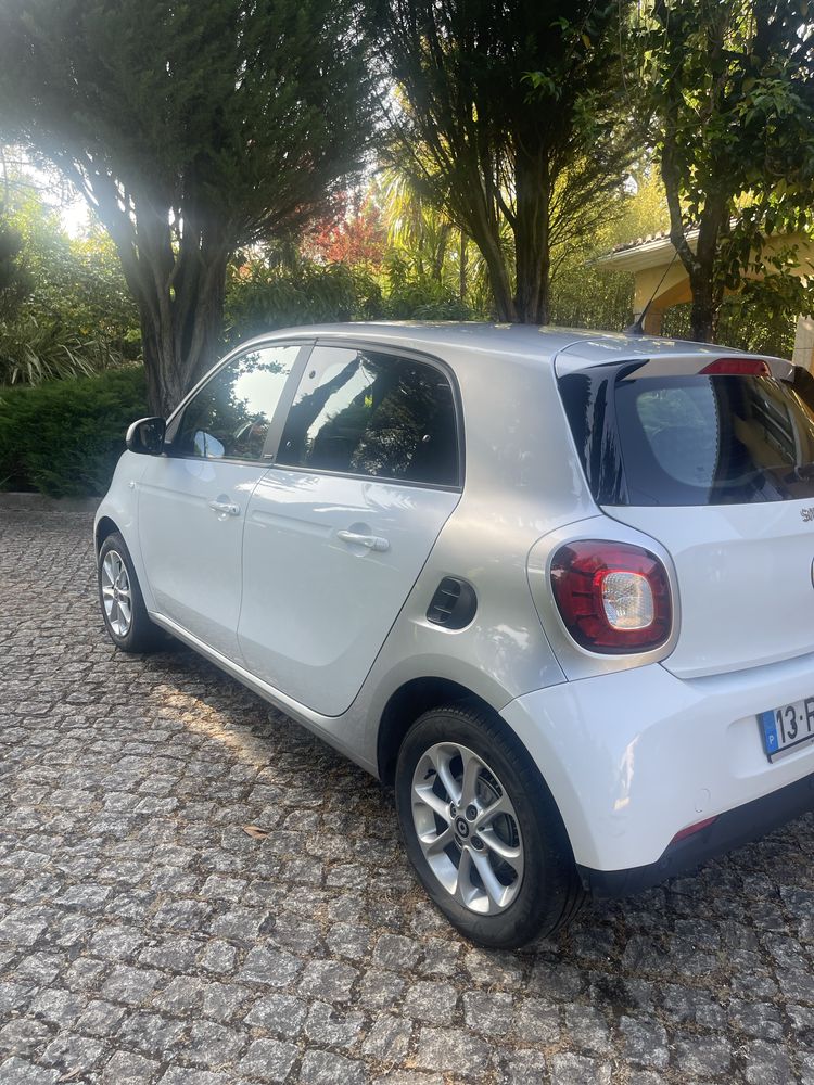 Smart ForFour Caixa Automática