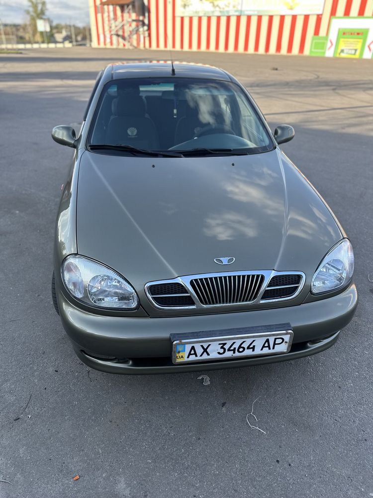 Daewoo Lanos 2003 року