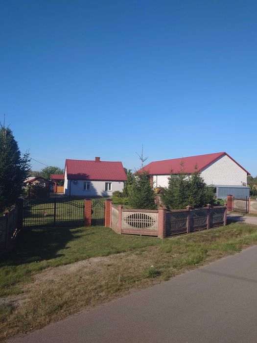 Siedlisko , duża działka, budynki gospodarcze