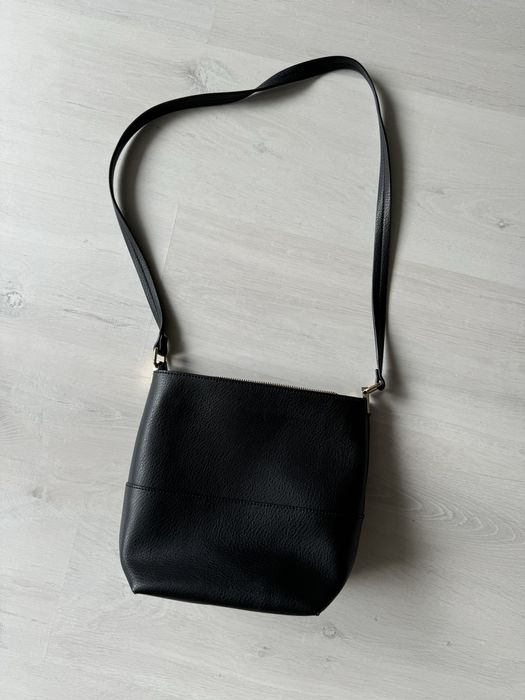 H&M czarna klasyczna minimalistyczna torebka torba